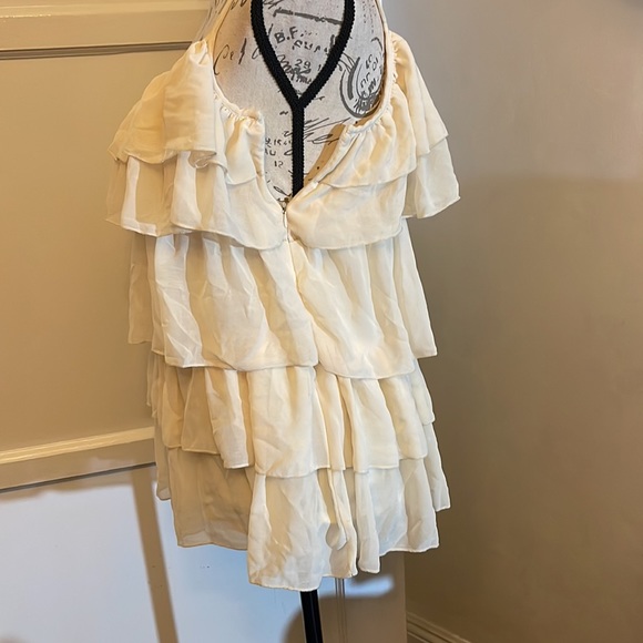 Ruffled cami - Picture 3 of 10